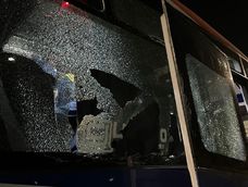 Ataques al colectivo con hinchas de Boca en la ruta de Chile Ataques al colectivo con hinchas de Boca en la ruta de Chile