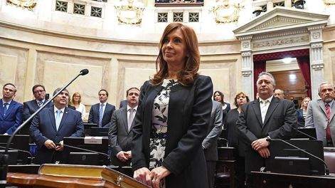 Los Andes | Cristina, junto con Zaffaroni, quiere cambiar esta justicia por otra. Una justicia que no sea una de las patas del poder dividido, sino que sea una pata del poder político.