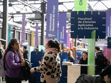 De cara al ciclo lectivo 2026, la Expo Educativa Mendoza 2025 fue, una vez más, el epicentro de miles de consultas de jóvenes que se enfrentan al desafío de elegir una carrera de nivel superior.&nbsp; Foto: UNCuyo