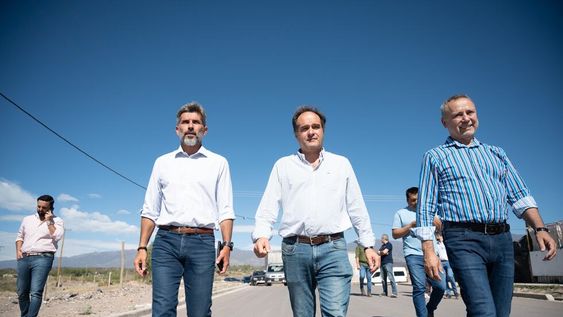 Ulpiano Suarez y Santiago Maggiotti recorrieron las obras en La Favorita