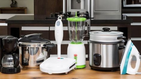 Los electrodomésticos chicos son los que más sufren la caída hoy