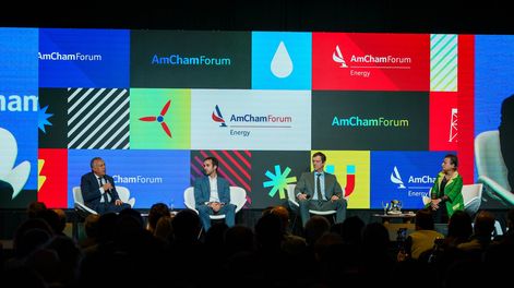 Cornejo anunció en AmCham la puesta en marcha&nbsp; del parque solar Anchoris