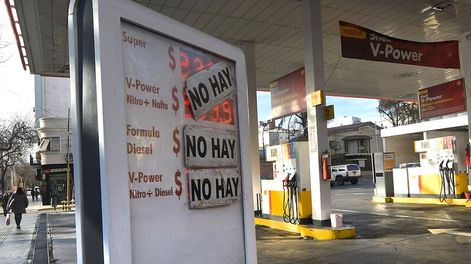 Falta combustible en estaciones de servicio Shell / Foto: Orlando Pelichotti