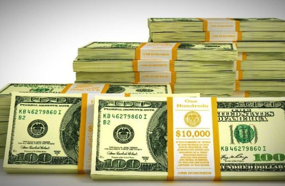 Dólar: expectativa en el primer día de vigencia del impuesto del 30%