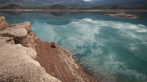 El Dique Potrerillos se encuentra al 60% de su capacidad máxima. Foto: Ignacio Blanco / Los Andes