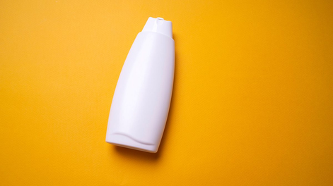 Conocé la técnica de reciclaje para decorar tu casa con envases de shampoo vacíos