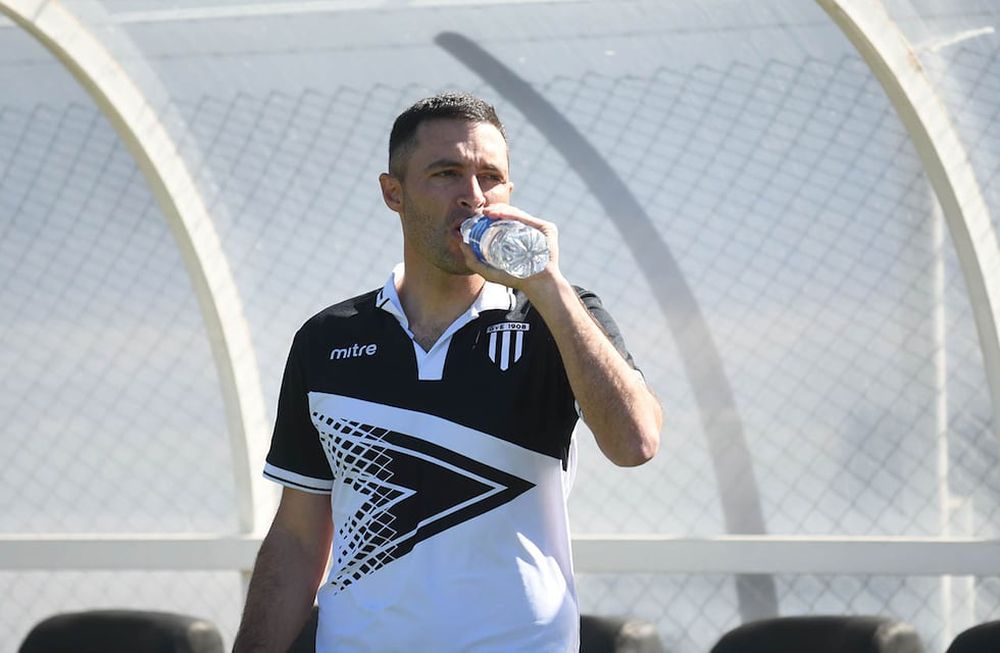 El actual manager y ex entrenador del Lobo, Joaquín Sastre ,asumirá el interinato en Gimnasia.  