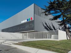 Paramount vendió Telefe.