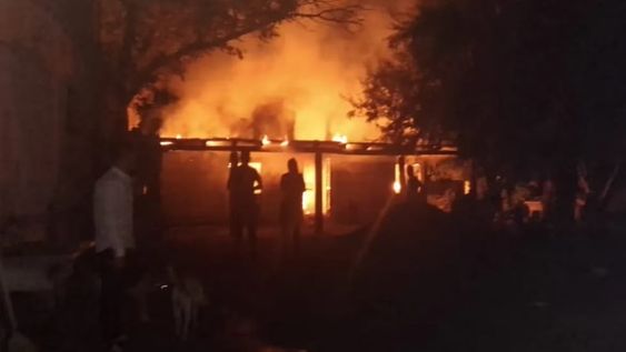 Perdieron su casa en un incendio mientras festejaban el cumpleaños de 15 de su hija - Gentileza familia Martínez
