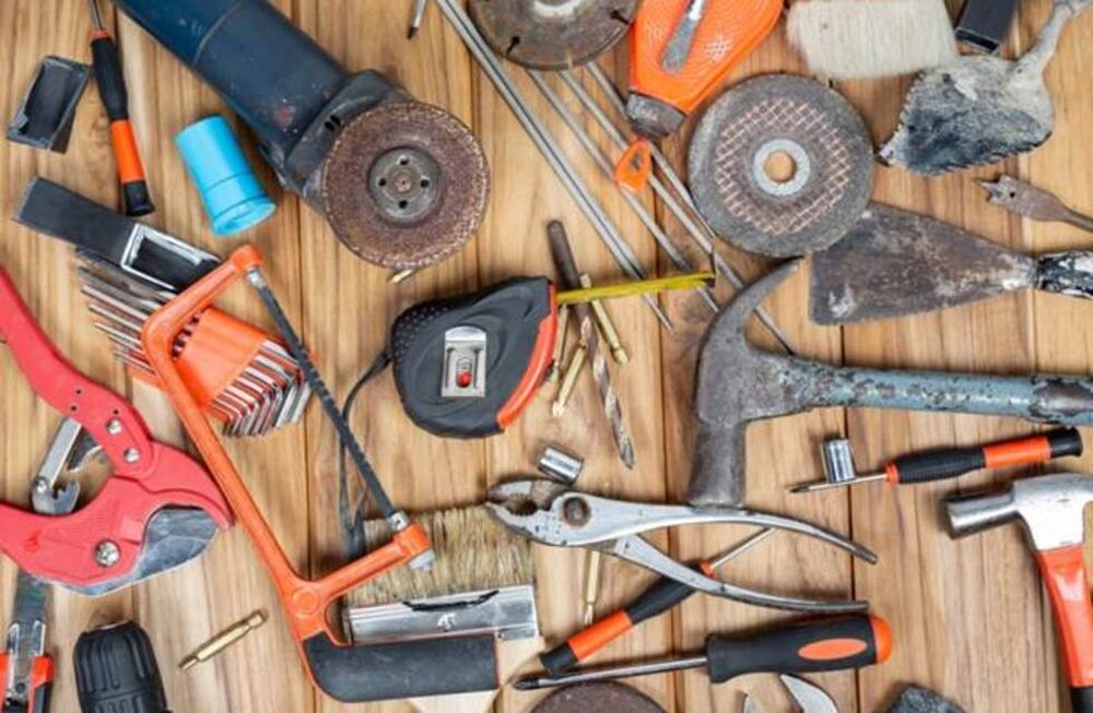 Verano: 4 elementos de protección personal que no pueden faltar en tu caja de herramientas