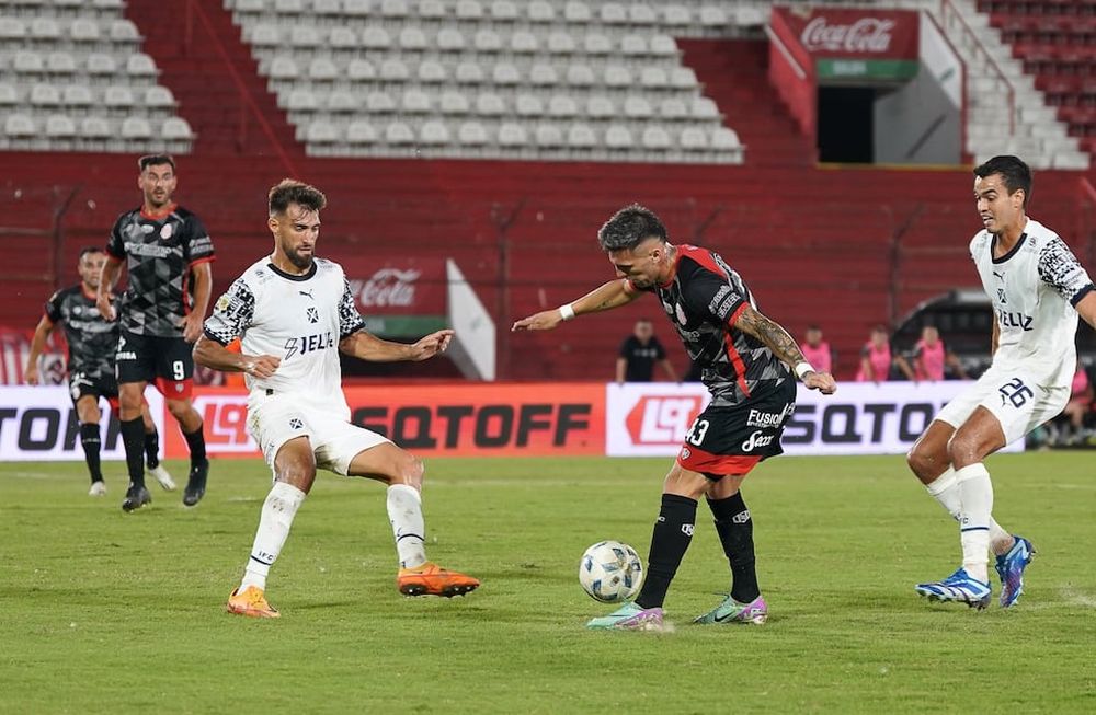 Barracas Central e Independiente de Avellaneda empataron por la fecha 8 de la Copa de la Liga / Prensa Barracas Central.