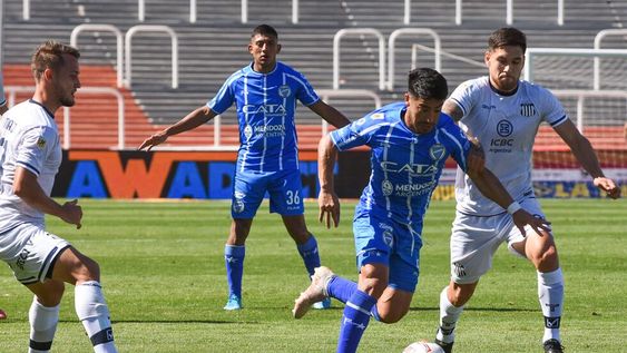 Godoy Cruz sufrió la pelota parada en contra, no tuvo reacción y cayó ante Talleres de Córdoba