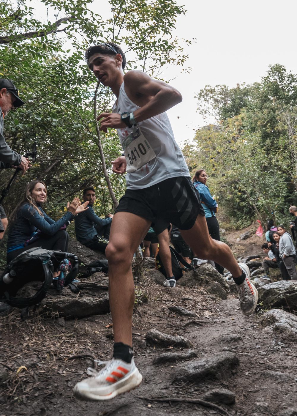 Laureano Quiroga entrena en la montaña mendocina, un escenario similar al que enfrentará en septiembre en el Mundial de Trail Running en Canfranc, España.