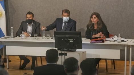 Nadal brinda su informe en la Legislatura. Ignacio Blanco / Los Andes