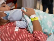 Mendoza implementa un nuevo sistema de pulseras inteligentes para la identificación segura de madres y recién nacidos
