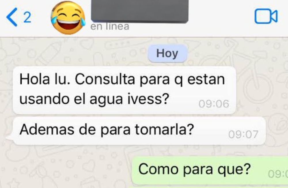 ¿Para qué están usando el agua Ivess? Además de para tomarla le preguntó su jefa al recibir las boletas de la compañía. Foto: Captura @Florona_ / Twitter.