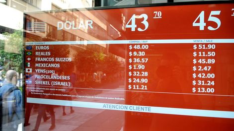 Quien no conoce su historia está condenado a repetirla - Por Sebastián Piña