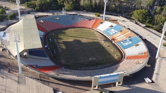 Mundial Sub20 en Argentina: en 2001, las entradas de los partidos en Mendoza decían “Estadio Islas Malvinas”. Foto: Marcelo Rolland / Los Andes.