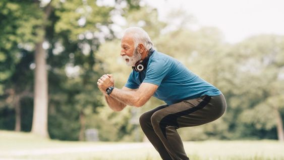Los especialistas aclaran que la intensidad varía según la edad y el tipo de salud.