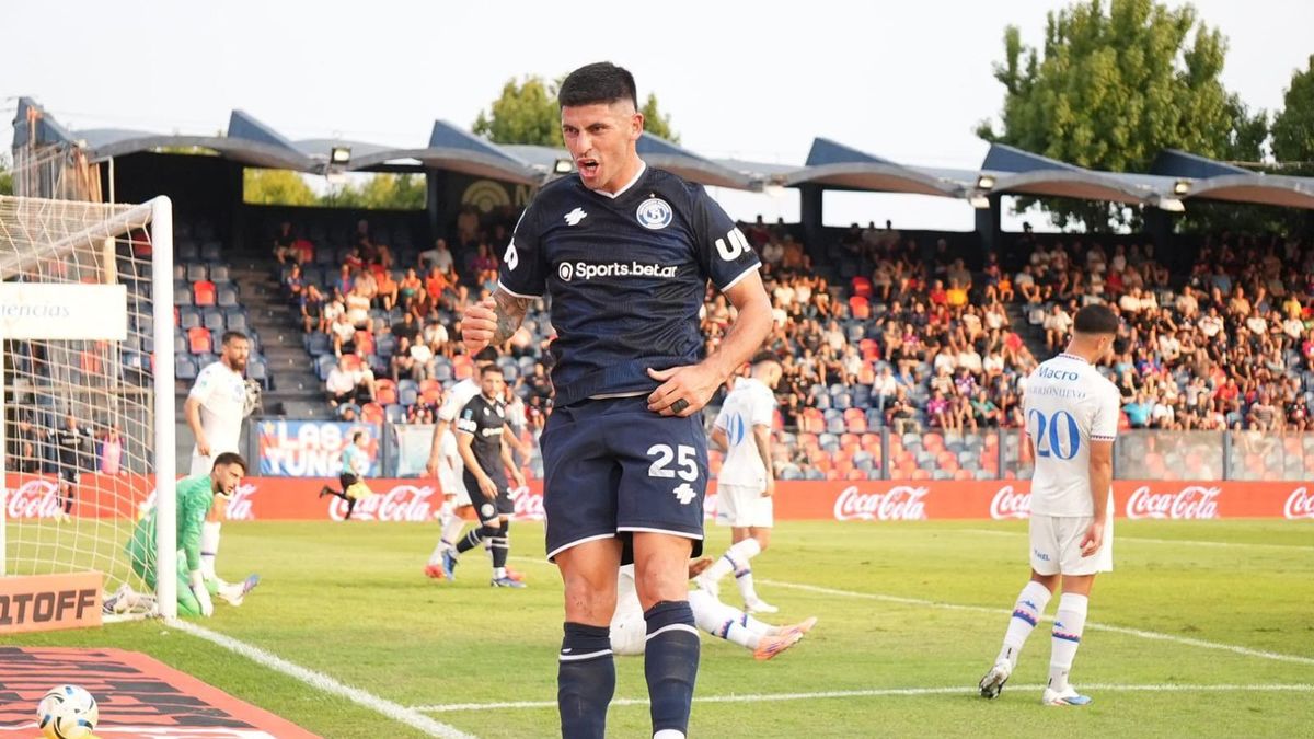 Llegó el segundo de Independiente Rivadavia: alegría azul en Victoria