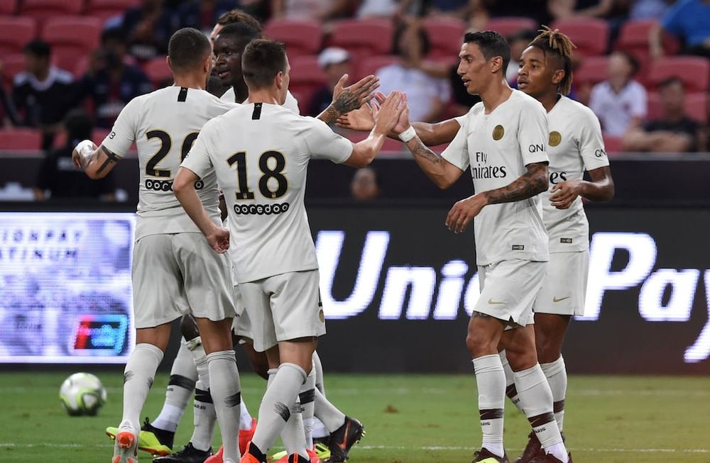 El PSG de Di María festejó ante el Atlético del Cholo Simeone en Singapur