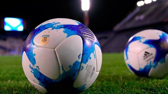 La AFA aseguró que el fútbol regresará en el segundo semestre y en el mejor de los casos sería en setiembre. Todo depende como evolucione la curva de contagios.