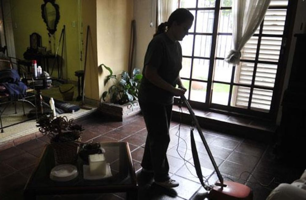 Aguinaldo y vacaciones para empleadas y niñeras, ¿cuánto cobrarán este año?