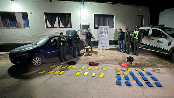 Gendarmería desbarató el traslado de más de 63 kilos de estupefacientes.