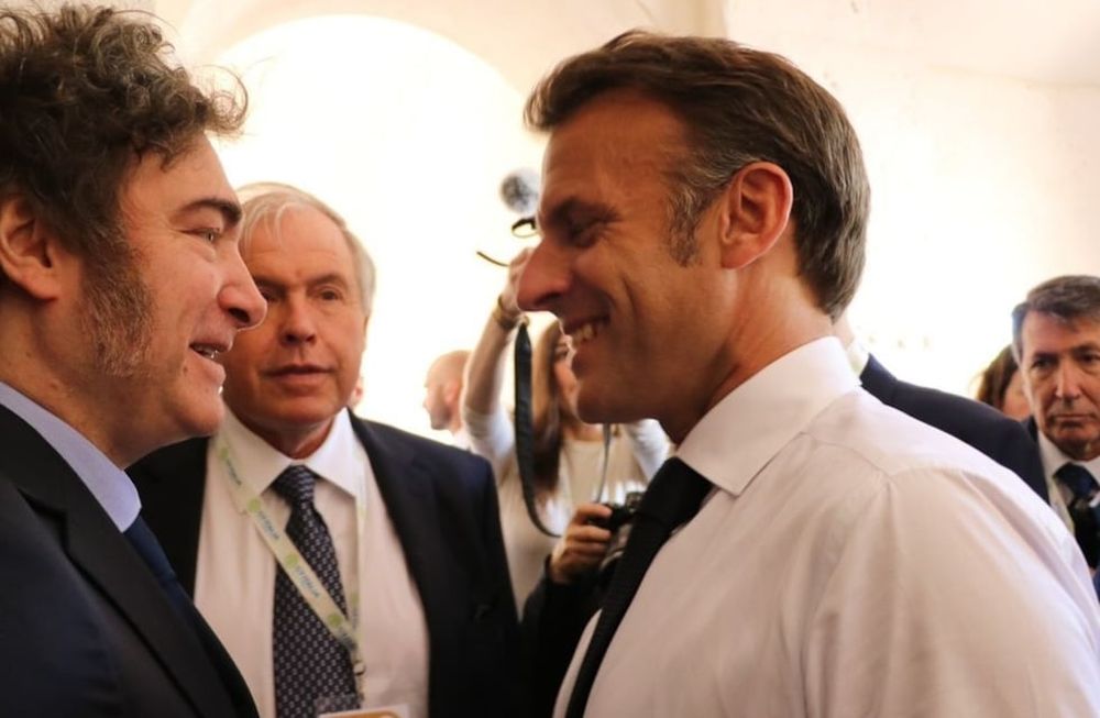 Javier Milei y Emanuel Macron se reunirán en París el viernes.