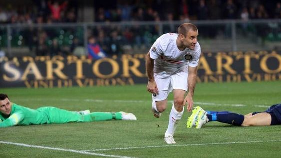 El Inter goleó al Verona de la mano de Palacio e Icardi