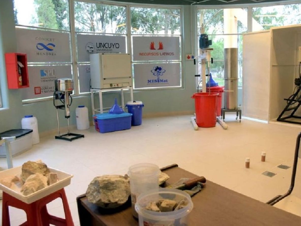 Así funciona el primer laboratorio de litio en Mendoza