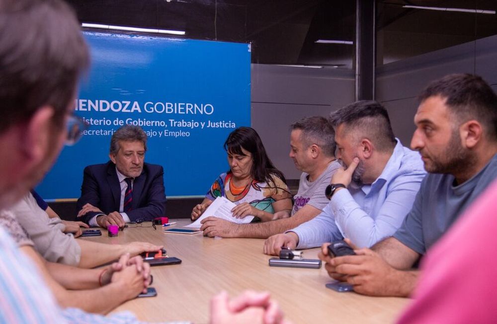 Paritarias del Gobierno de Mendoza. Prensa Gobierno.
