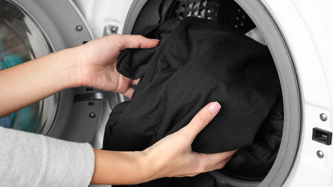 Café y vinagre: el truco de limpieza para conservar el color de tu ropa por más tiempo