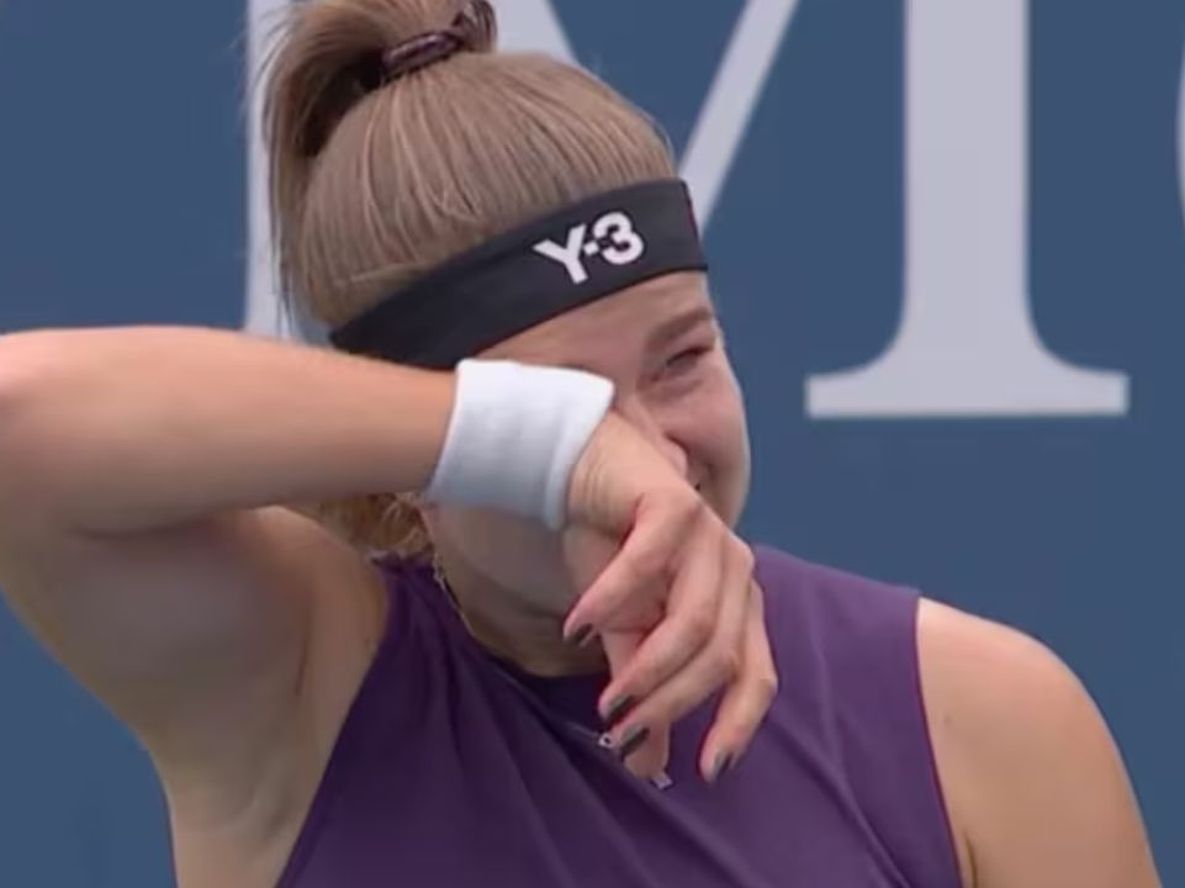 Karolina Muchova se quebró durante el partido por la presencia de su exnovio en la cancha. &nbsp;
