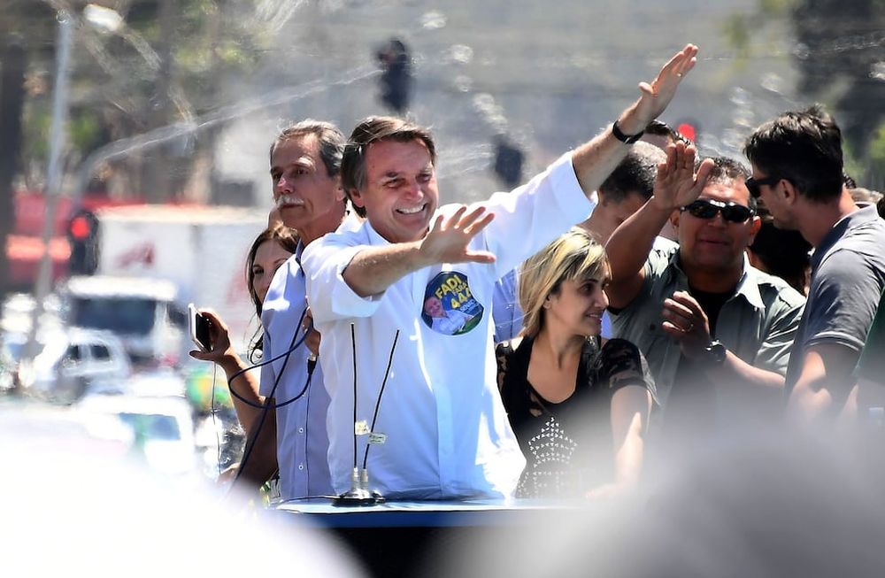 Quién es Jair Bolsonaro, el candidato presidencial apuñalado en Brasil