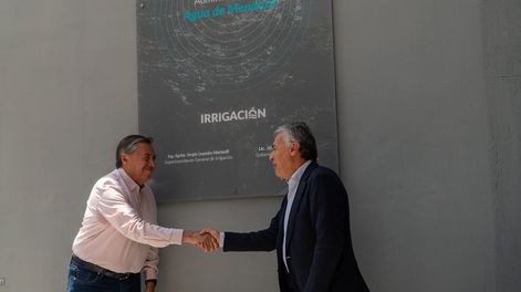 Marinelli y Cornejo en el acto por el Día Provincial del Agua
