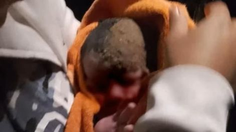 El bebé y su mamá están fuera de peligro. Foto: radio Quimunche.