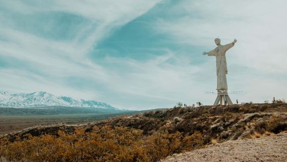 Viví Semana Santa en Tupungato: turismo religioso, ferias, música clásica y vinos de altura