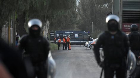 Los Andes | Hallazgo. El cuerpo de la niña fue encontrado por el empleado de un frigorífico sobre calle Alsina al 2.300, de Maipú. Foto: José Gutiérrez / Los Andes.