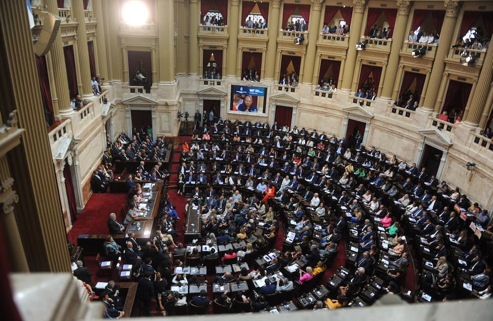 Se abre hoy el 141° período de sesiones ordinarias del Congreso de la Nación.  El presidente Alberto Fernández fue recibido por la vicepresidenta Cristina Fernández de Kirchner, la presidenta de la Cámara de Diputados Cecilia Moreau y la presidenta provisional del Senado, Claudia Ledesma Abdala.  (Federico López Claro / La Voz)