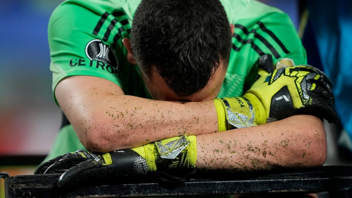 Ante la lesión de Agustín Marchesín, Boca podrá incorporar a otro arquero