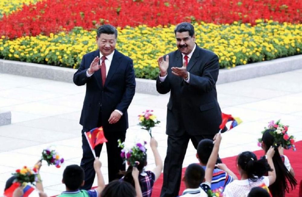 China, al salvataje de  Venezuela con dólares, pero se lleva el petróleo