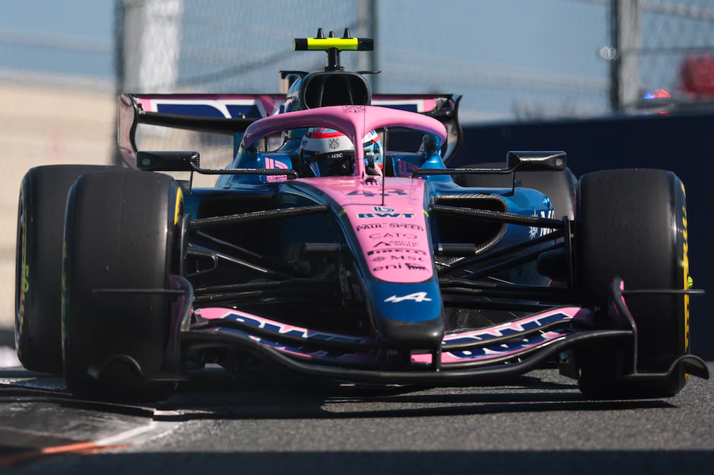 El piloto argentino tuvo un buen comienzo de sábado en la Sprint, en la que logró terminar en el décimo puesto. 