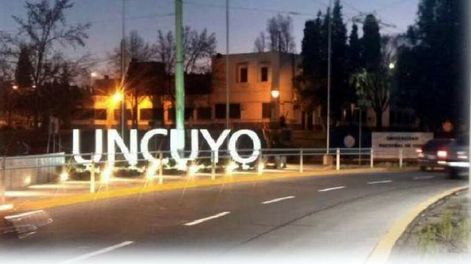 ¿Qué pasa con  la matrícula universitaria local? - Por J. L. Martiarena y J. Licera