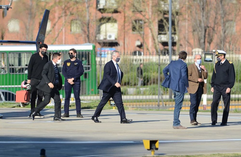 El Presidente Alberto Fernández llegó a Casa Rosada en medio de una Crisis tras la derrota electoral en la PASO en el Gobierno Nacional.  FOTO Clarín