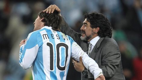 Diego Armando Maradona dirigió a Lionel Messi en la Selección Argentina. Fue en Eliminatorias y en el Mundial Sudáfrica 2010. / archivo