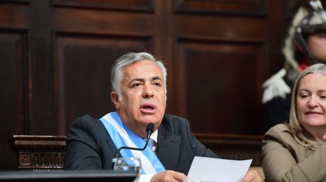 El gobernador anunció cambios en el sistema de financiamiento durante la apertura de sesiones.