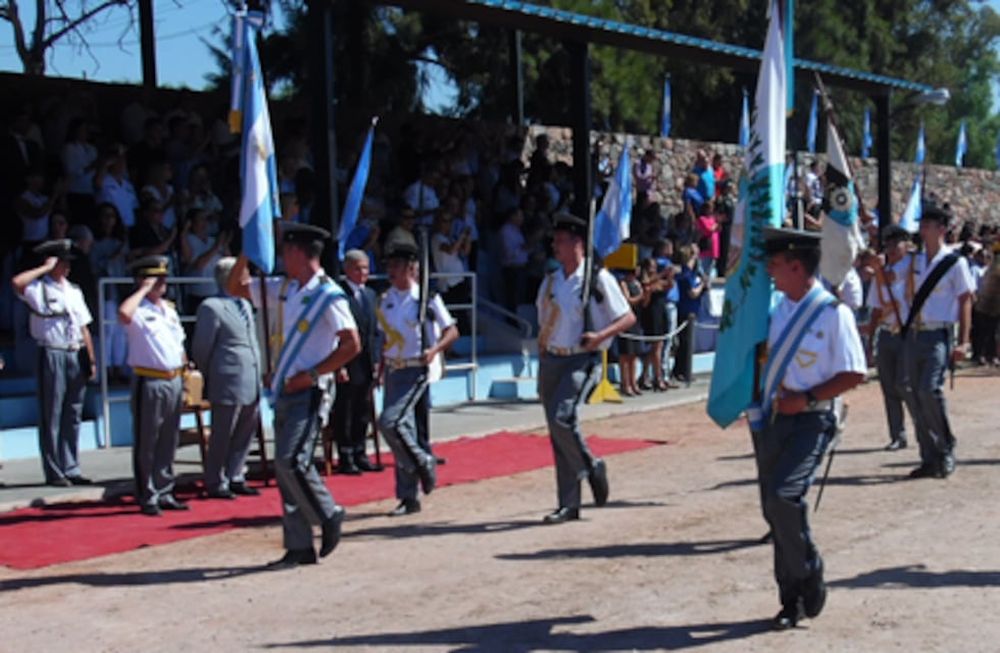 Los docentes del Liceo Militar harán asambleas el miércoles y jueves