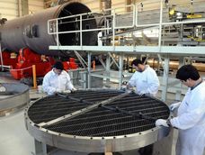 Para paliar la crisis, Impsa apuesta a la energía nuclear.