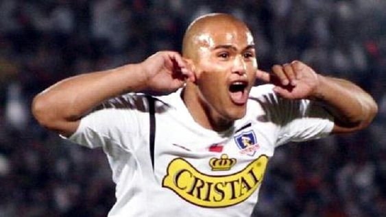 Suazo retoma su romance “Albo”